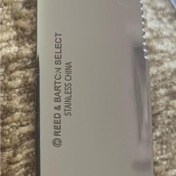 Set of 12 Reed & Barton MONIQUE Stainless Knives Flatware 9.5" NEW IN BOX - Picture 5 of 5